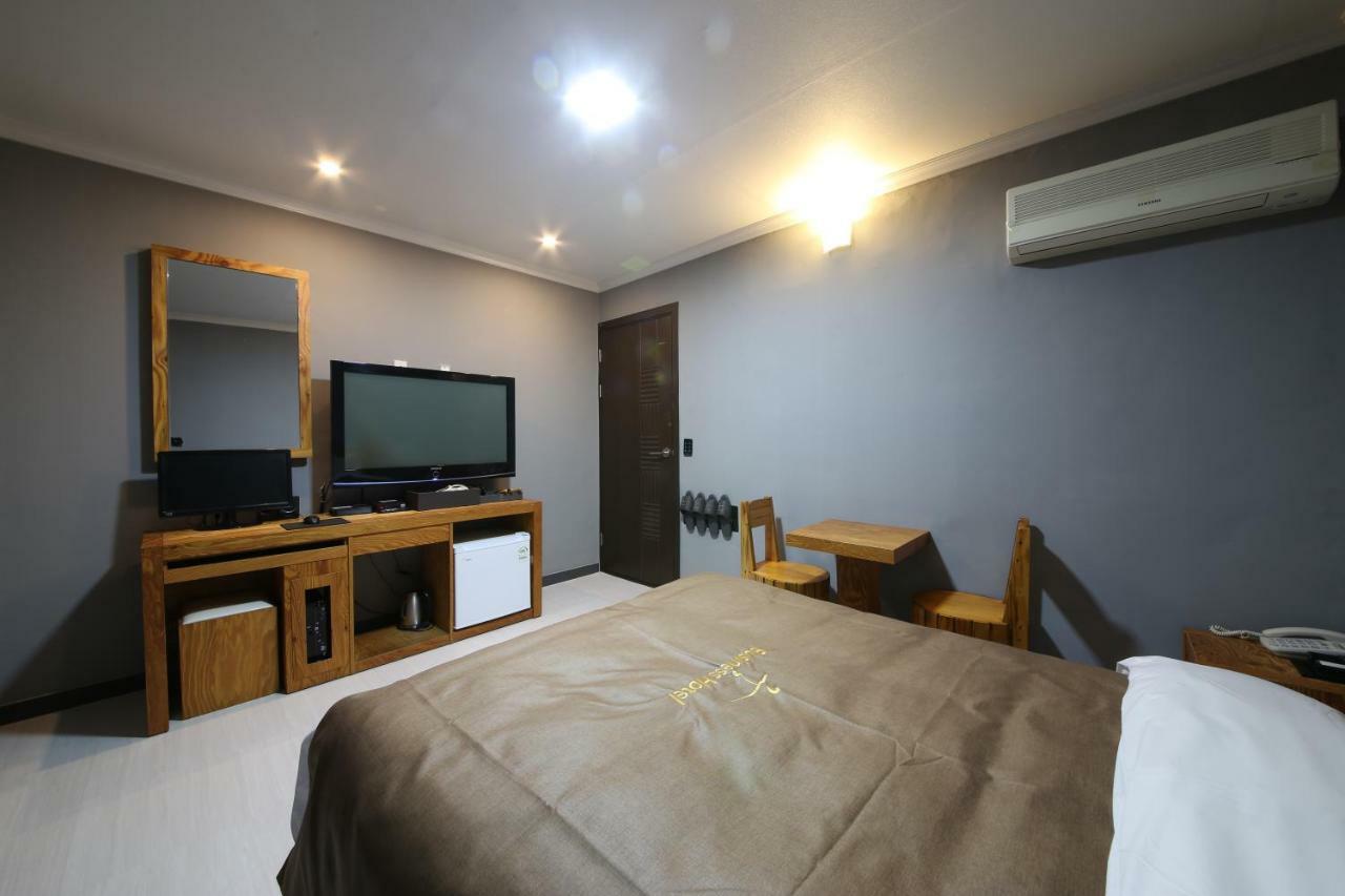 Gung Hotel 全州市 外观 照片