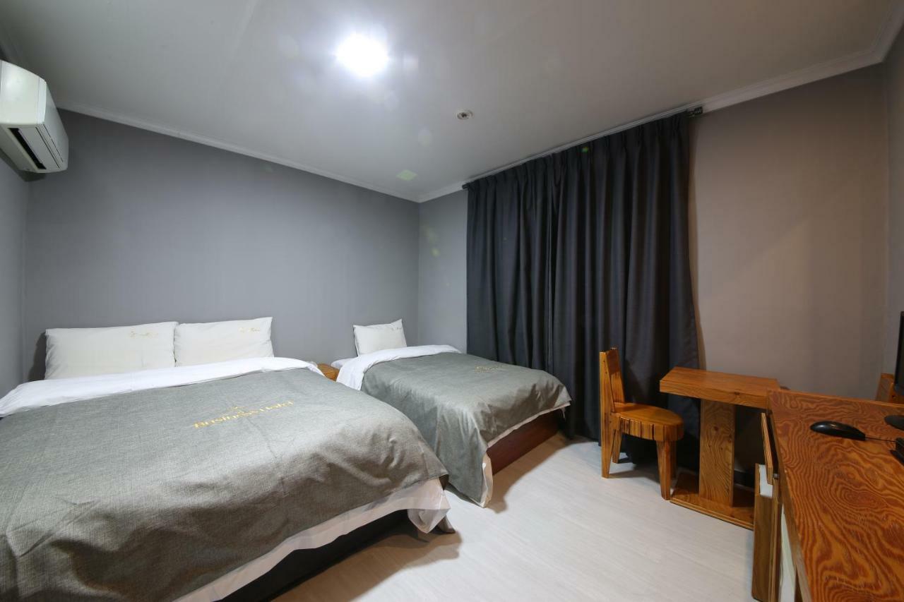 Gung Hotel 全州市 外观 照片