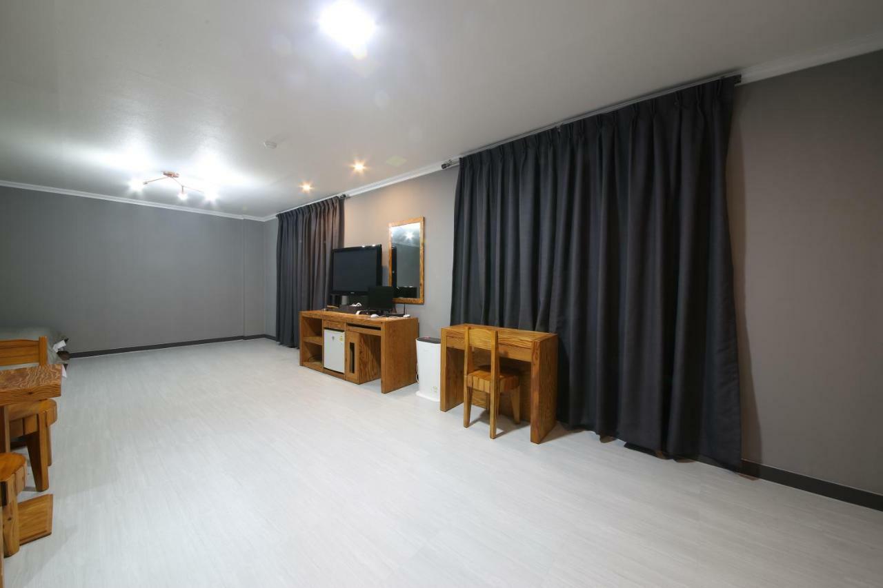 Gung Hotel 全州市 外观 照片