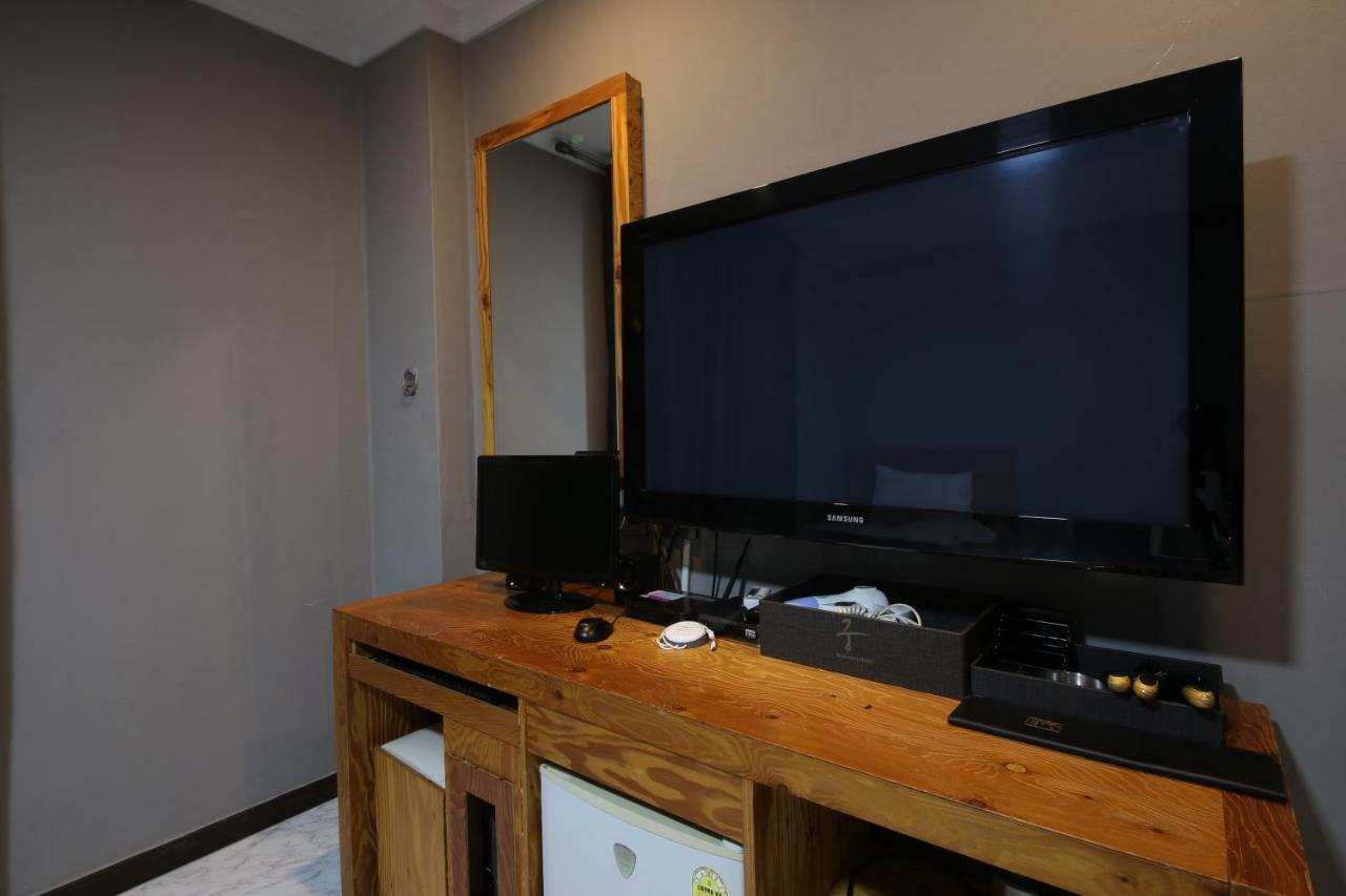 Gung Hotel 全州市 外观 照片